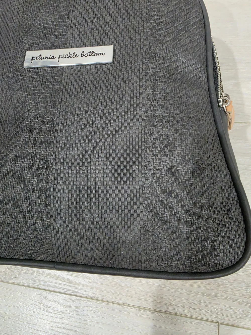 Petunia Pickle Bottom Tandem Bottle & Lunch Tote in Carbon